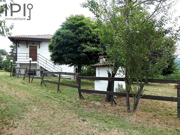 casa indipendente in vendita a Piana Crixia