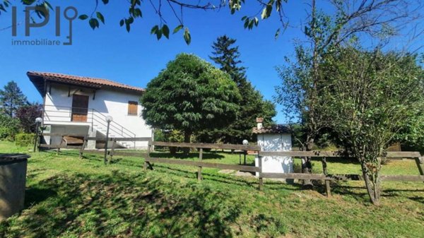 casa indipendente in vendita a Piana Crixia