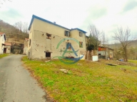 casa indipendente in vendita a Piana Crixia