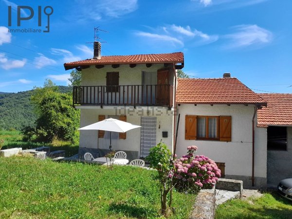 casa semindipendente in vendita a Piana Crixia