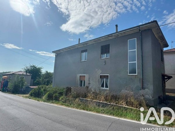 casa indipendente in vendita a Piana Crixia in zona San Massimo