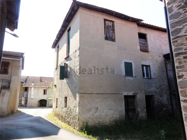 casa indipendente in vendita a Piana Crixia in zona Molino