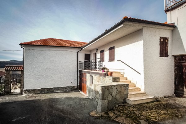 casa semindipendente in vendita a Piana Crixia in zona San Massimo