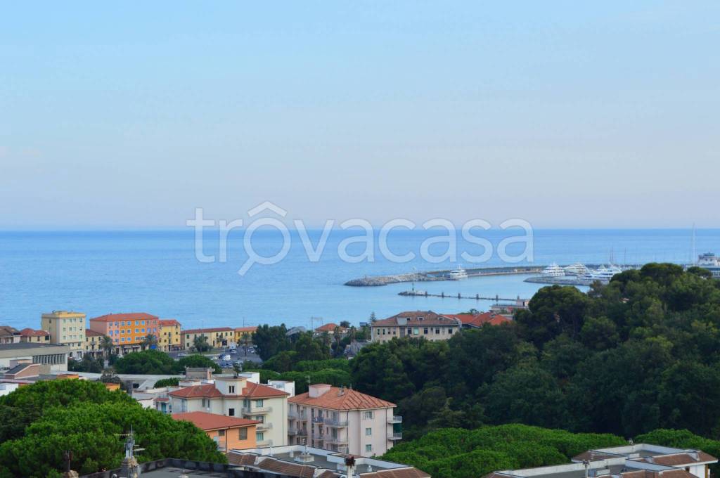 appartamento in vendita a Pietra Ligure