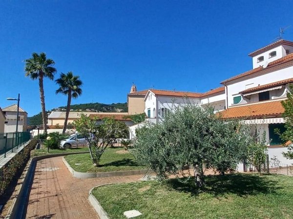 appartamento in vendita a Pietra Ligure