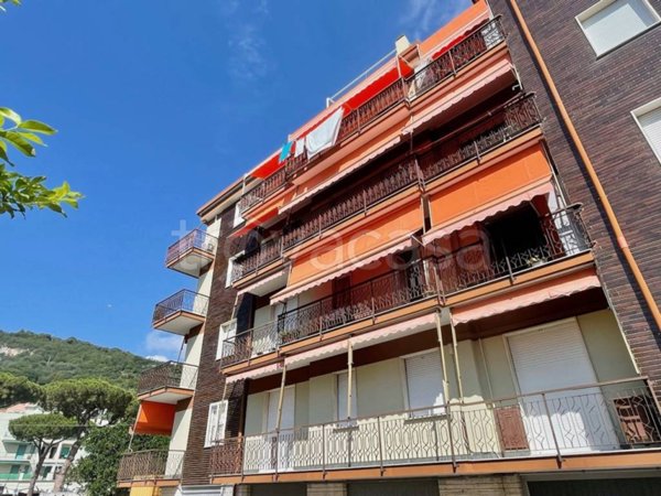 appartamento in vendita a Pietra Ligure
