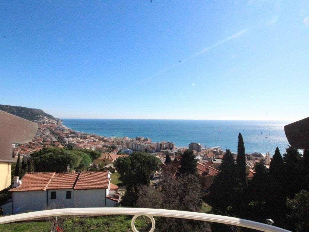 appartamento in vendita a Pietra Ligure
