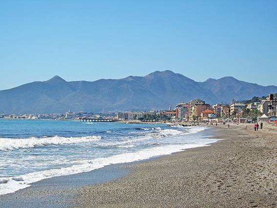 terreno edificabile in vendita a Pietra Ligure