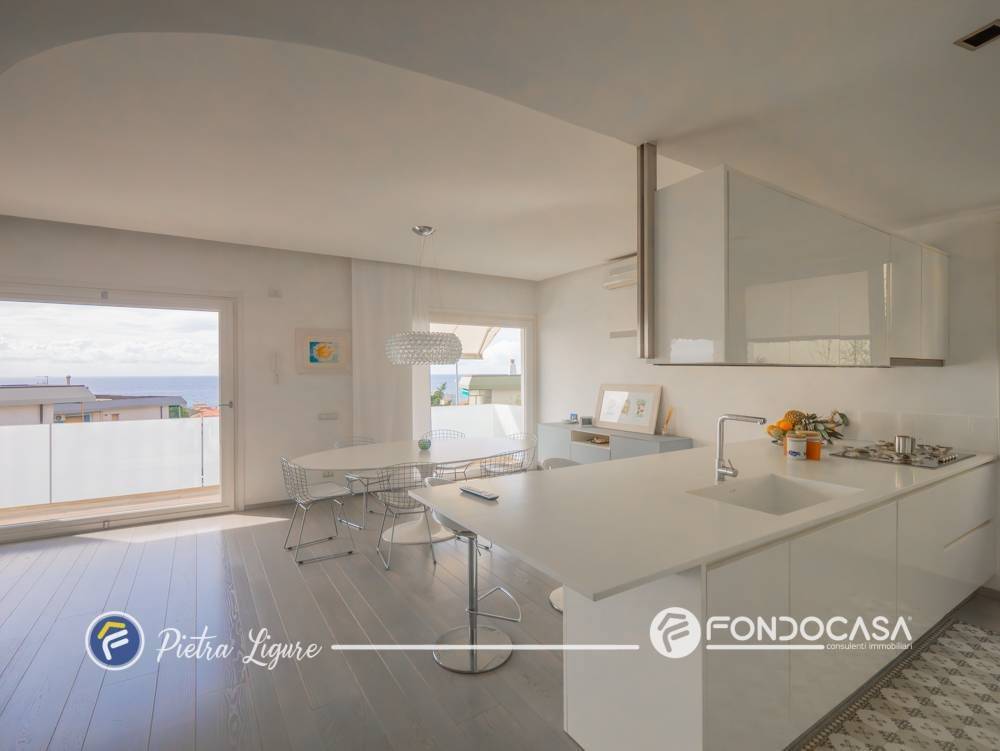 casa indipendente in vendita a Pietra Ligure