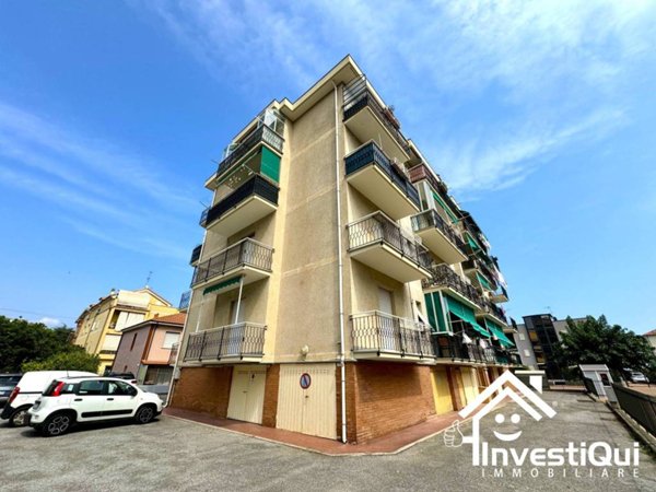 appartamento in vendita a Pietra Ligure in zona Santa Corona