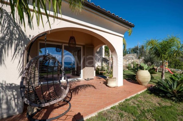 casa indipendente in vendita a Pietra Ligure