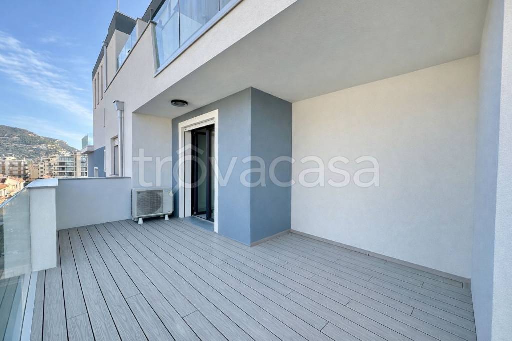 appartamento in vendita a Pietra Ligure