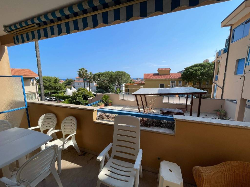 appartamento in vendita a Pietra Ligure