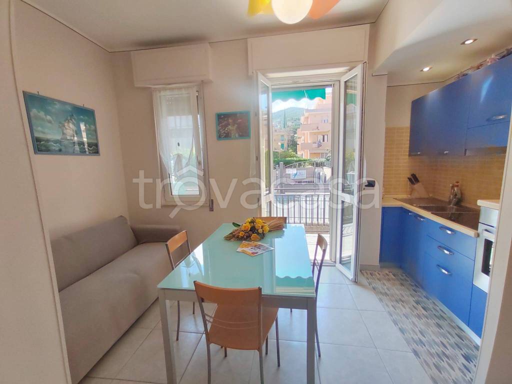 appartamento in vendita a Pietra Ligure