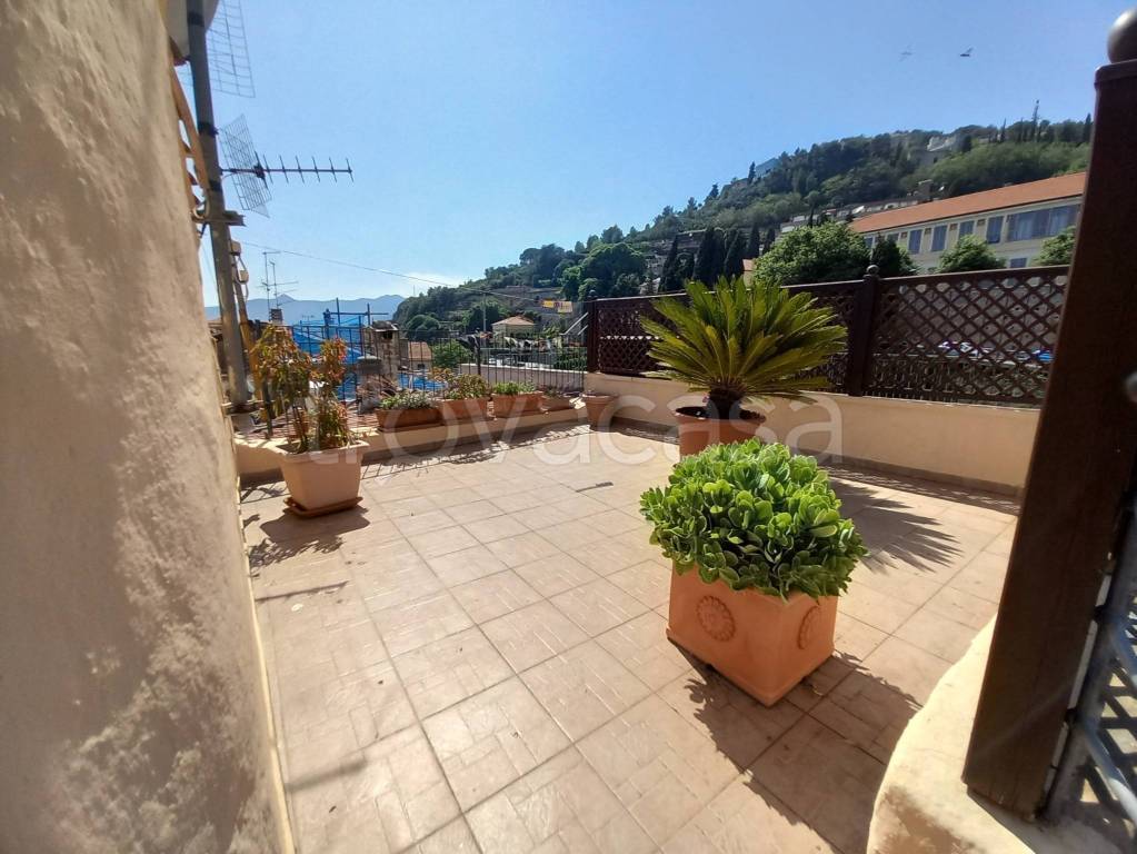 appartamento in vendita a Pietra Ligure