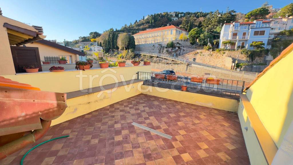 appartamento in vendita a Pietra Ligure