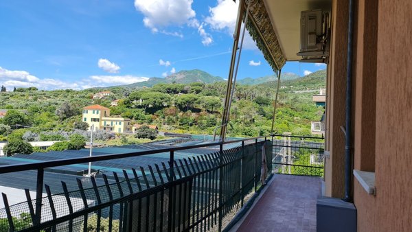 appartamento in vendita a Pietra Ligure