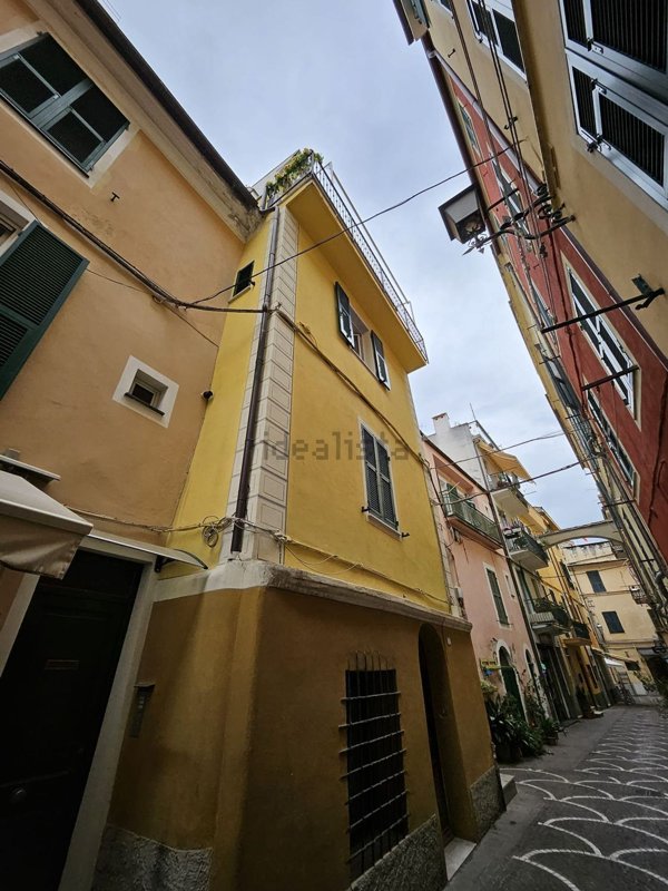 appartamento in vendita a Pietra Ligure