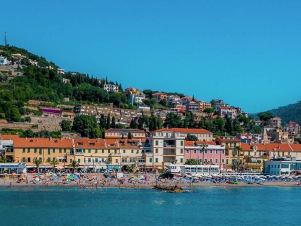 appartamento in vendita a Pietra Ligure
