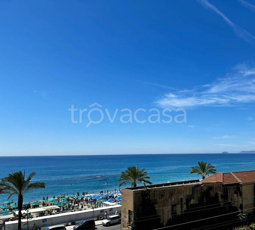 appartamento in vendita a Pietra Ligure
