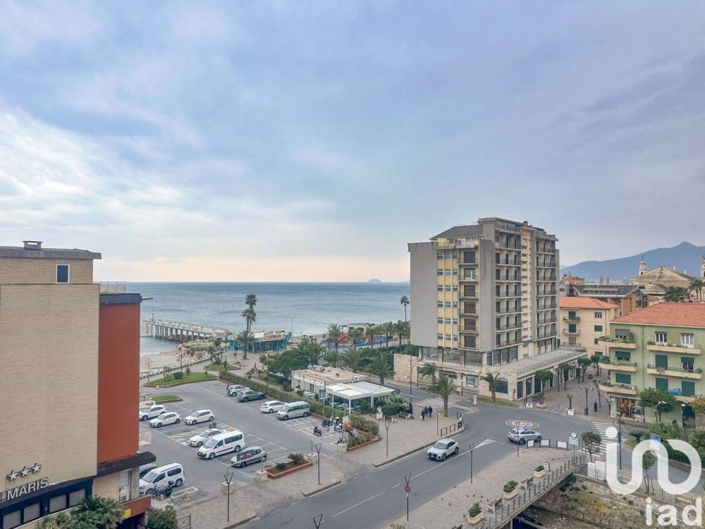 appartamento in vendita a Pietra Ligure