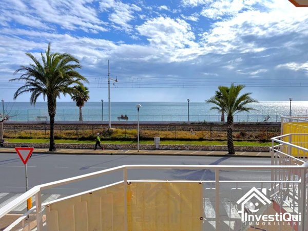 appartamento in vendita a Pietra Ligure in zona Santa Corona