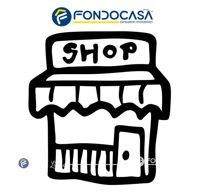 locale commerciale in vendita a Pietra Ligure