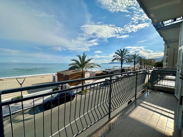 appartamento in vendita a Pietra Ligure