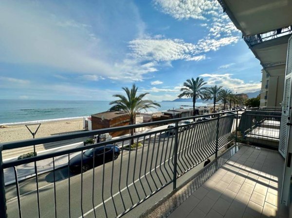 appartamento in vendita a Pietra Ligure
