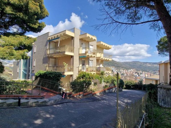 appartamento in vendita a Pietra Ligure