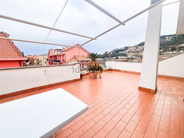 appartamento in vendita a Pietra Ligure