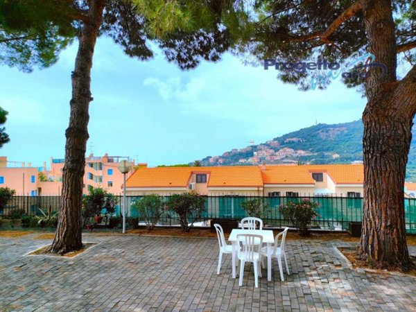 appartamento in vendita a Pietra Ligure