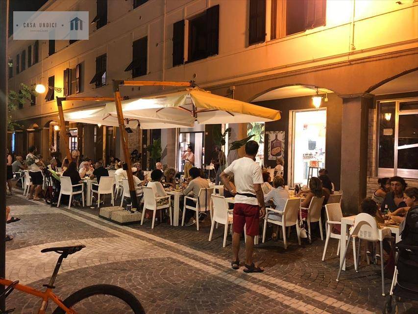 negozio in vendita a Pietra Ligure