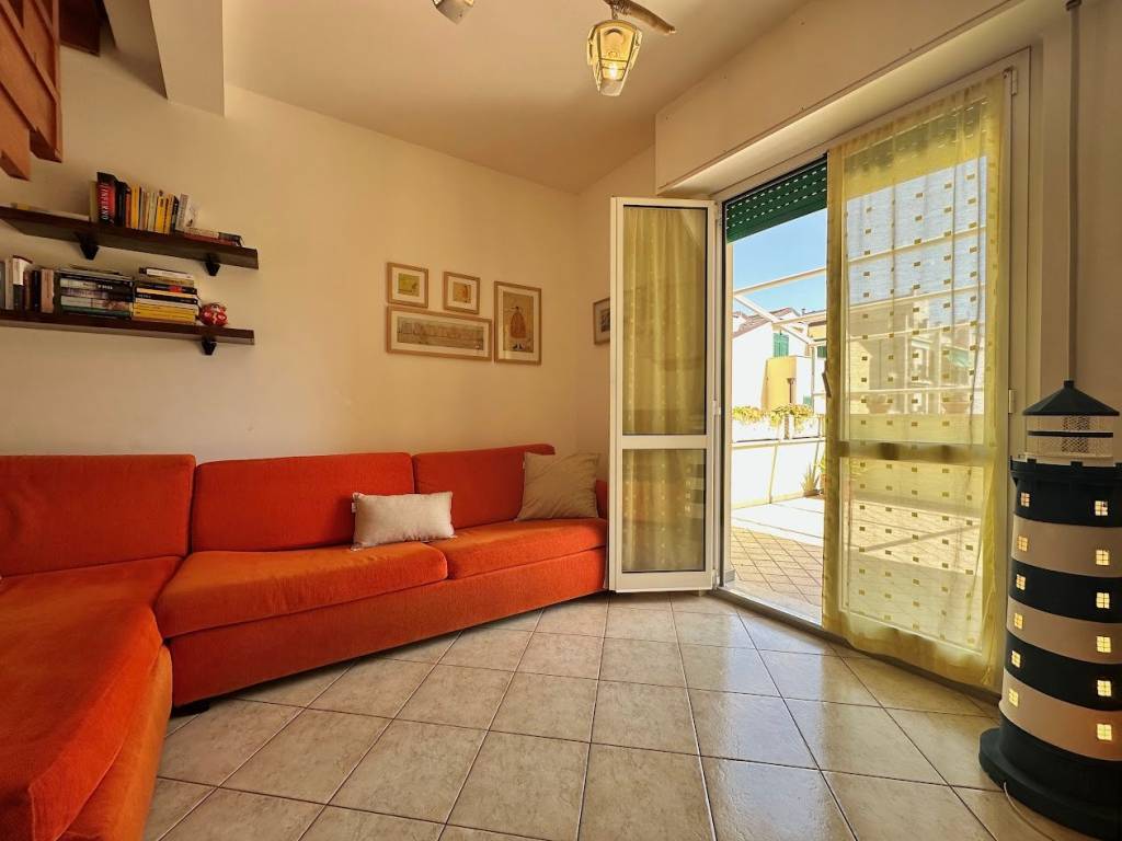 casa semindipendente in vendita a Pietra Ligure