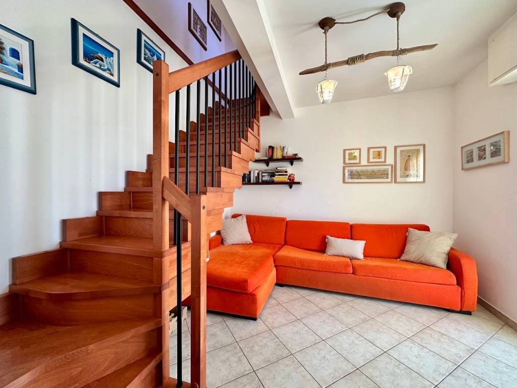 casa semindipendente in vendita a Pietra Ligure