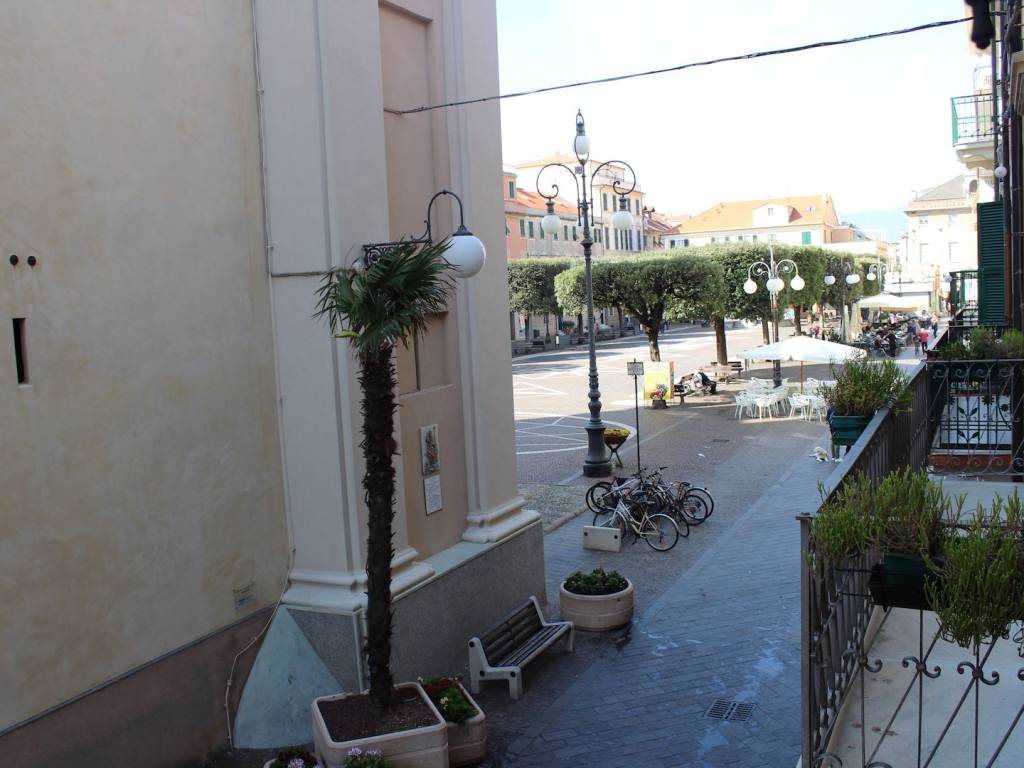 appartamento in vendita a Pietra Ligure