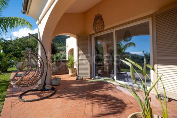 casa indipendente in vendita a Pietra Ligure in zona Ranzi