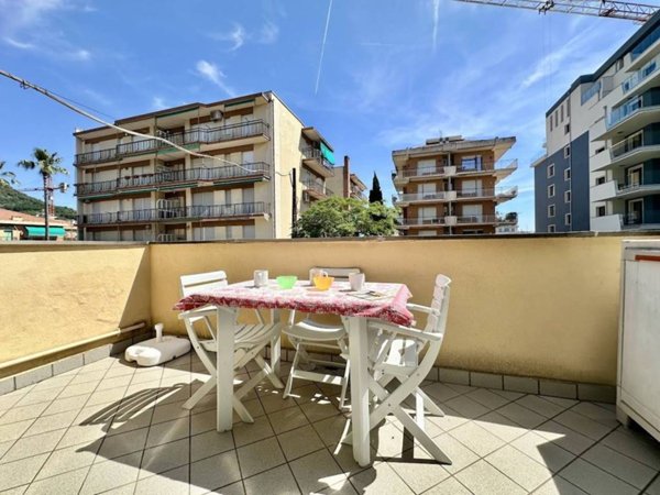 appartamento in vendita a Pietra Ligure