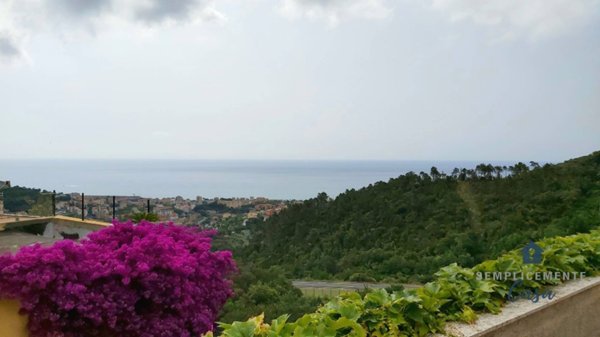 appartamento in vendita a Pietra Ligure in zona Ranzi
