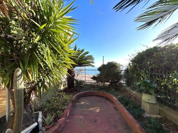 appartamento in vendita a Pietra Ligure