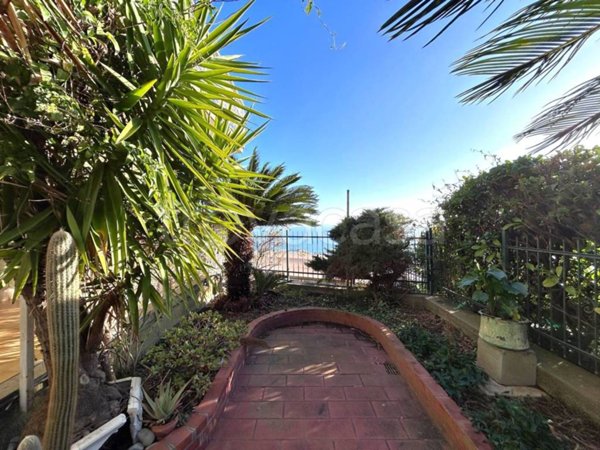 appartamento in vendita a Pietra Ligure