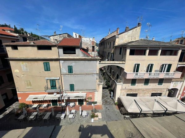 casa indipendente in vendita a Pietra Ligure
