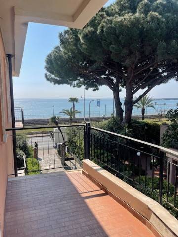 appartamento in vendita a Pietra Ligure