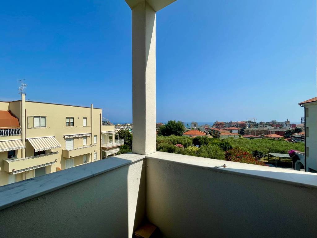 appartamento in vendita a Pietra Ligure