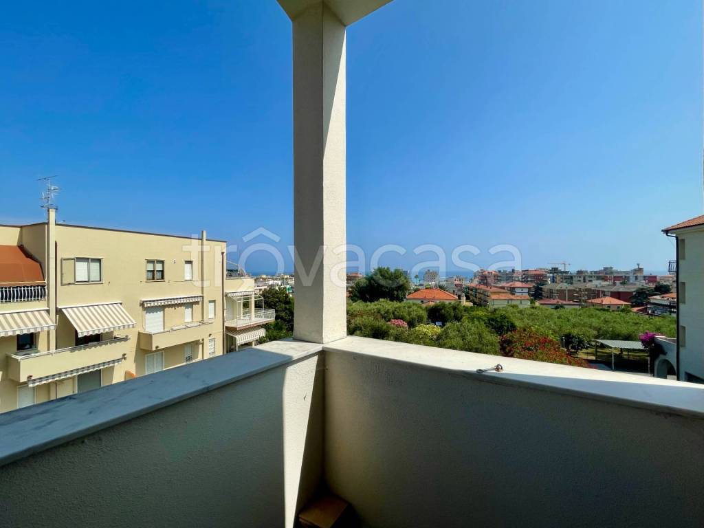 appartamento in vendita a Pietra Ligure