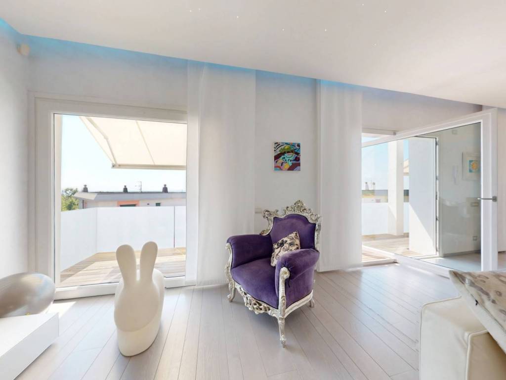 casa indipendente in vendita a Pietra Ligure