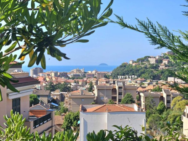 appartamento in vendita a Pietra Ligure
