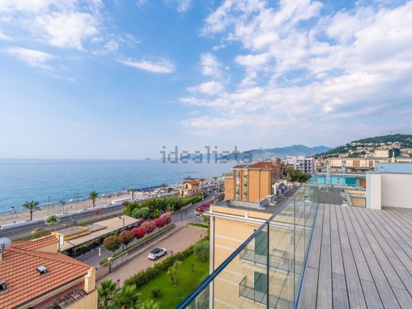 appartamento in vendita a Pietra Ligure