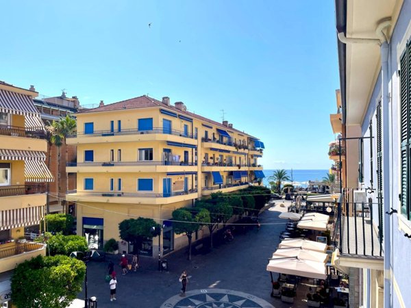 appartamento in vendita a Pietra Ligure
