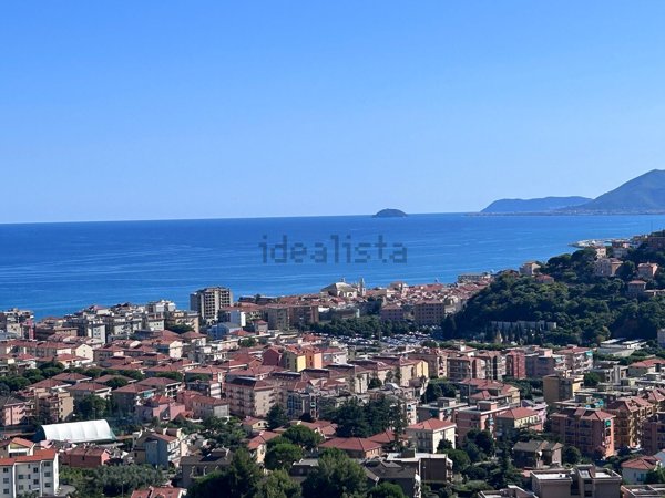 casa indipendente in vendita a Pietra Ligure